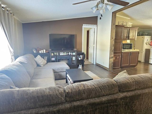 523 County Rd A Road, Oxford, WI 53952