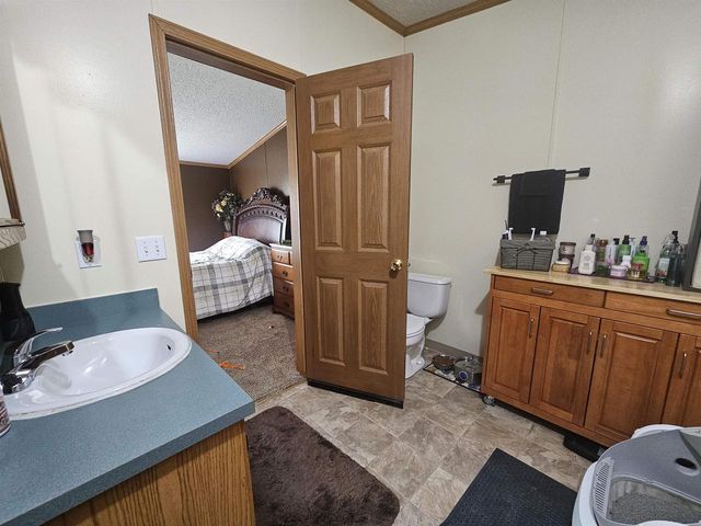 523 County Rd A Road, Oxford, WI 53952