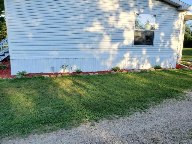 523 County Rd A Road, Oxford, WI 53952