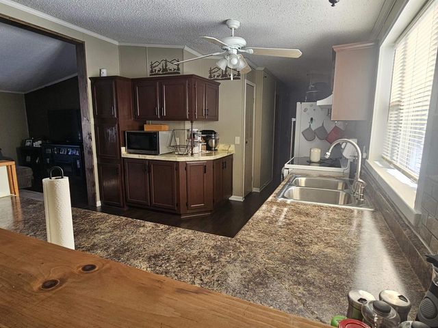 523 County Rd A Road, Oxford, WI 53952