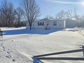 523 County Rd A Road, Oxford, WI 53952