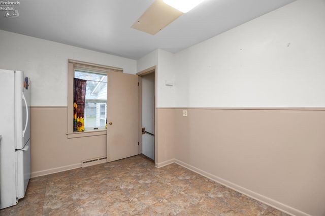 N 1009 5th Street, Fremont, OH 43420