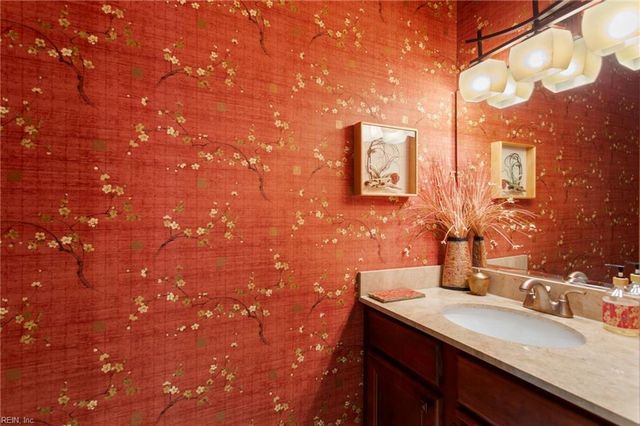 1002 Colonial AVE, Norfolk, VA 23507