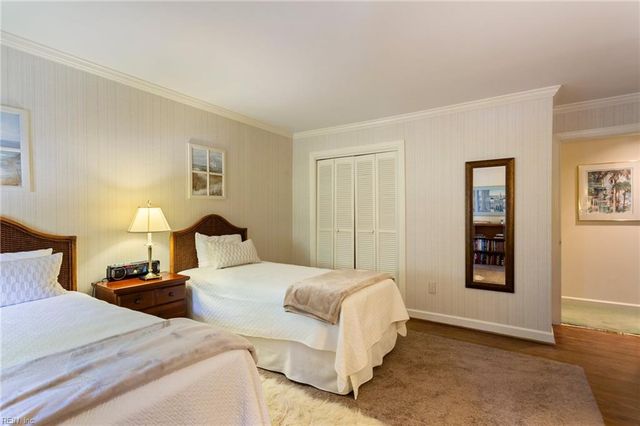 1002 Colonial AVE, Norfolk, VA 23507