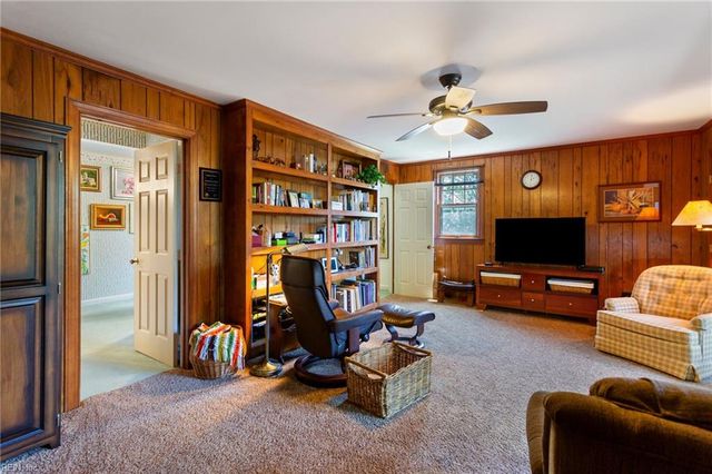 1002 Colonial AVE, Norfolk, VA 23507