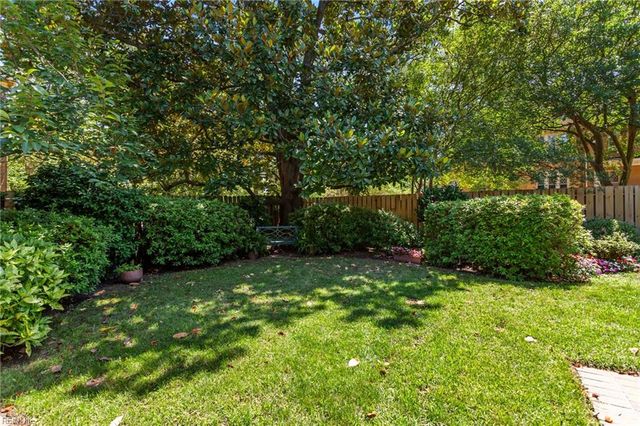 1002 Colonial AVE, Norfolk, VA 23507