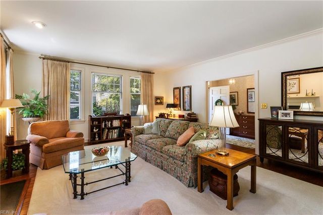 1002 Colonial AVE, Norfolk, VA 23507