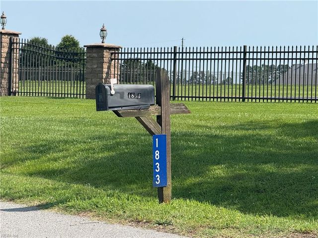 1833 Cypress Chapel RD, Suffolk, VA 23434