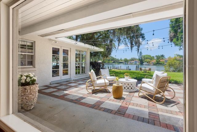 1542 GULFVIEW DRIVE, Sarasota, FL 34236