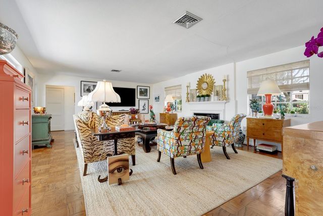 1542 GULFVIEW DRIVE, Sarasota, FL 34236