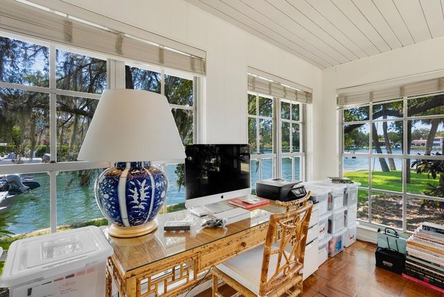 1542 GULFVIEW DRIVE, Sarasota, FL 34236