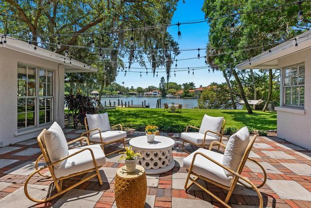 1542 GULFVIEW DRIVE, Sarasota, FL 34236