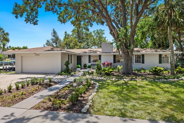 1542 GULFVIEW DRIVE, Sarasota, FL 34236