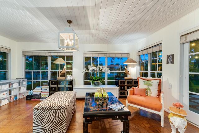 1542 GULFVIEW DRIVE, Sarasota, FL 34236