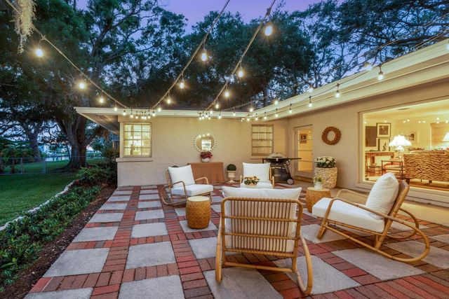 1542 GULFVIEW DRIVE, Sarasota, FL 34236