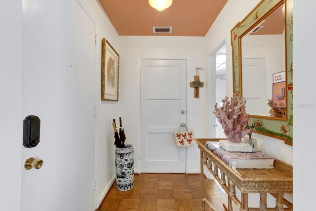 1542 GULFVIEW DRIVE, Sarasota, FL 34236