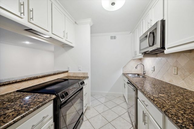 3131 Cummins Street 81, Houston, TX 77027