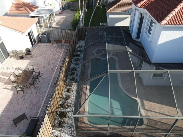 529 NW 47th Way, Coconut Creek, FL 33063