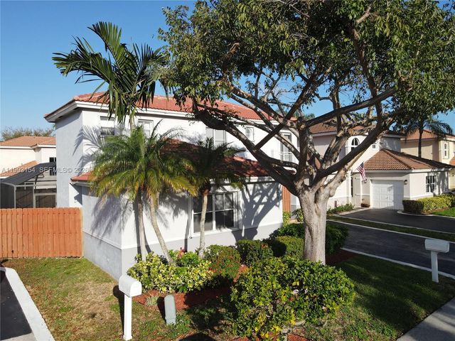 529 NW 47th Way, Coconut Creek, FL 33063