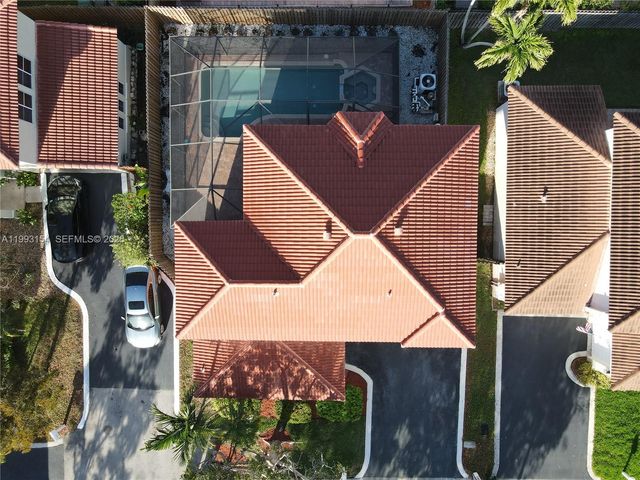 529 NW 47th Way, Coconut Creek, FL 33063