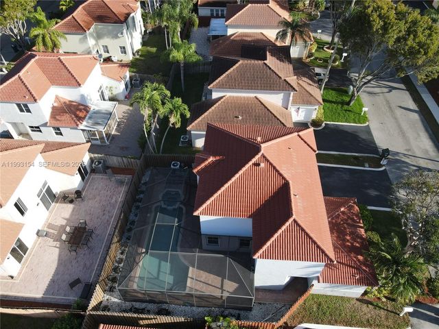 529 NW 47th Way, Coconut Creek, FL 33063