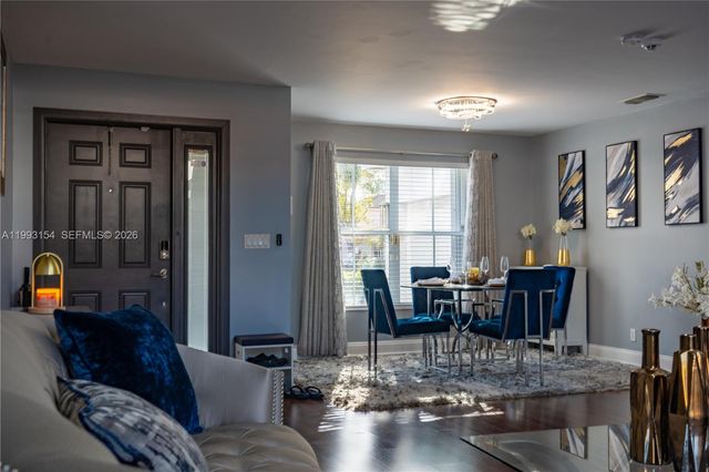 529 NW 47th Way, Coconut Creek, FL 33063