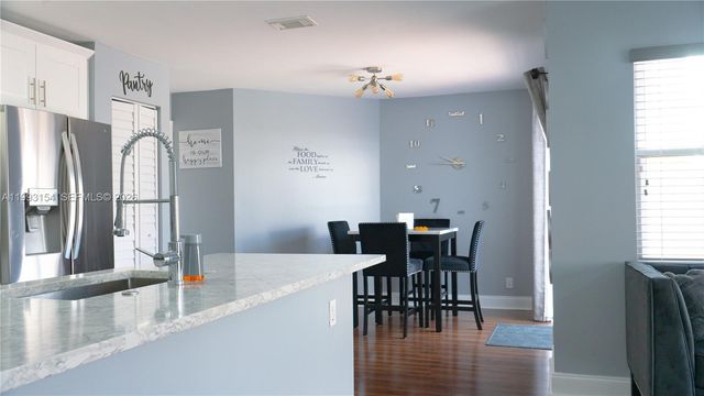 529 NW 47th Way, Coconut Creek, FL 33063