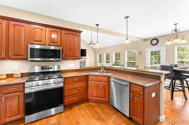 400 Grand Orchid Road, O'fallon, IL 62269