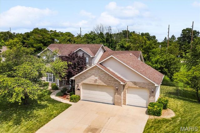 400 Grand Orchid Road, O'fallon, IL 62269