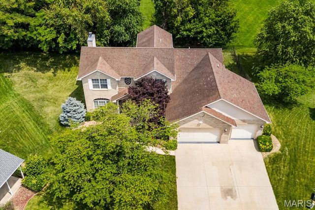 400 Grand Orchid Road, O'fallon, IL 62269
