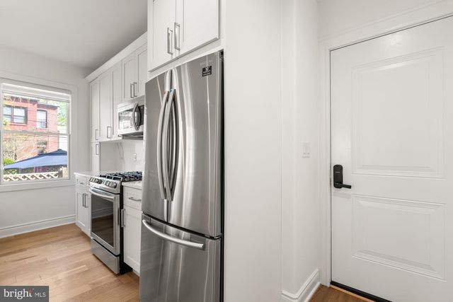 317 3rd St SE Apt 25, Washington, DC 20003