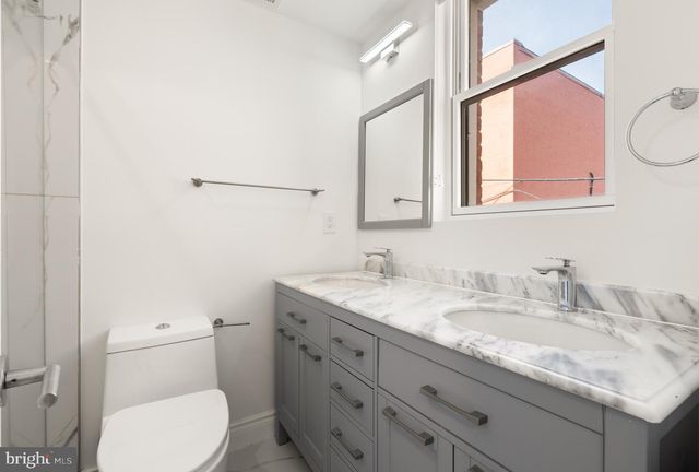 317 3rd St SE Apt 25, Washington, DC 20003