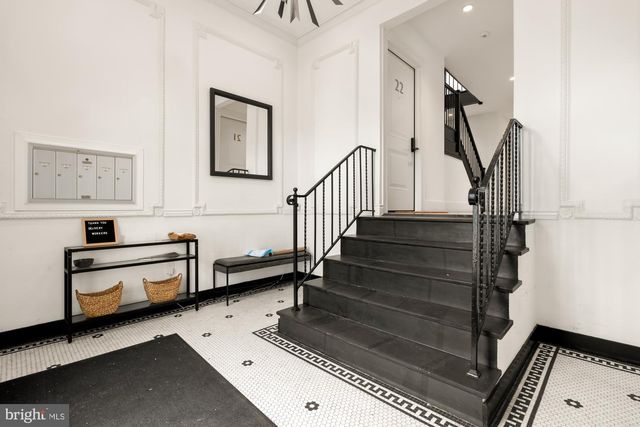 317 3rd St SE Apt 25, Washington, DC 20003