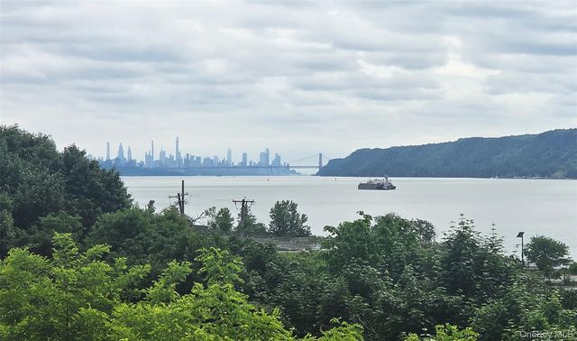 51 Maple Avenue 3B, Hastings-on-hudson, NY 10706