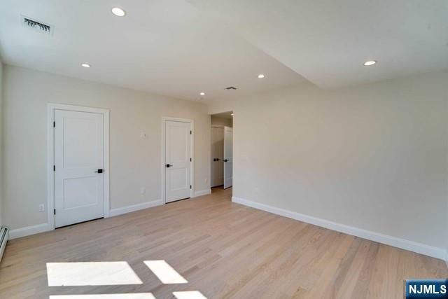 462 A 6th A, Palisades Park, NJ 07650