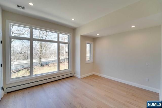 462 A 6th A, Palisades Park, NJ 07650