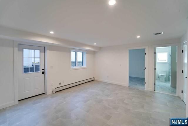 462 A 6th A, Palisades Park, NJ 07650