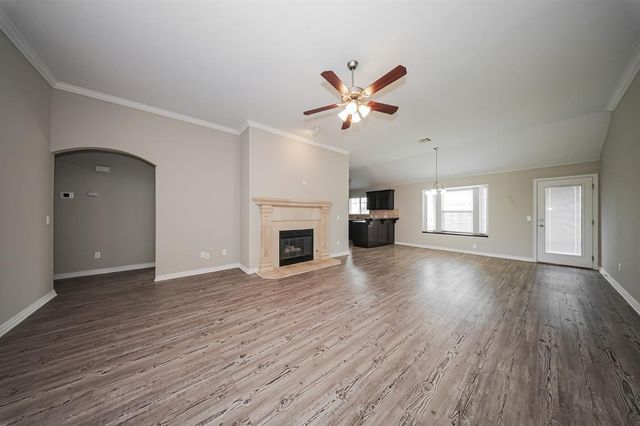 9423 Peachtree Lane, Midwest City, OK 73130