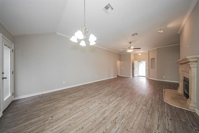 9423 Peachtree Lane, Midwest City, OK 73130