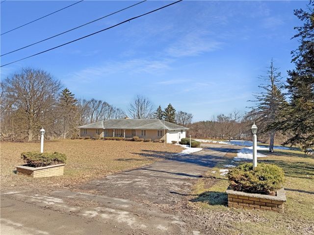 10 Simmons Road, Perry, NY 14530