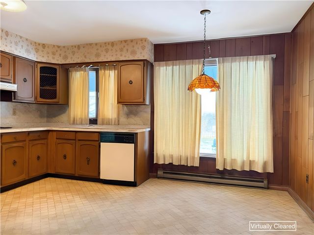 10 Simmons Road, Perry, NY 14530