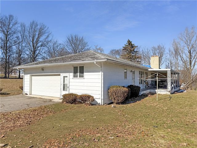 10 Simmons Road, Perry, NY 14530