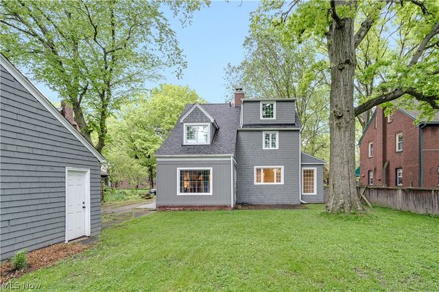 443 Madera Avenue, Youngstown, OH 44504