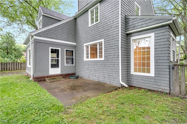 443 Madera Avenue, Youngstown, OH 44504
