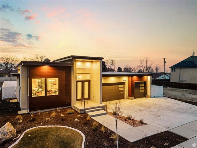 7044 S 1700 E, Cottonwood Heights, UT 84121