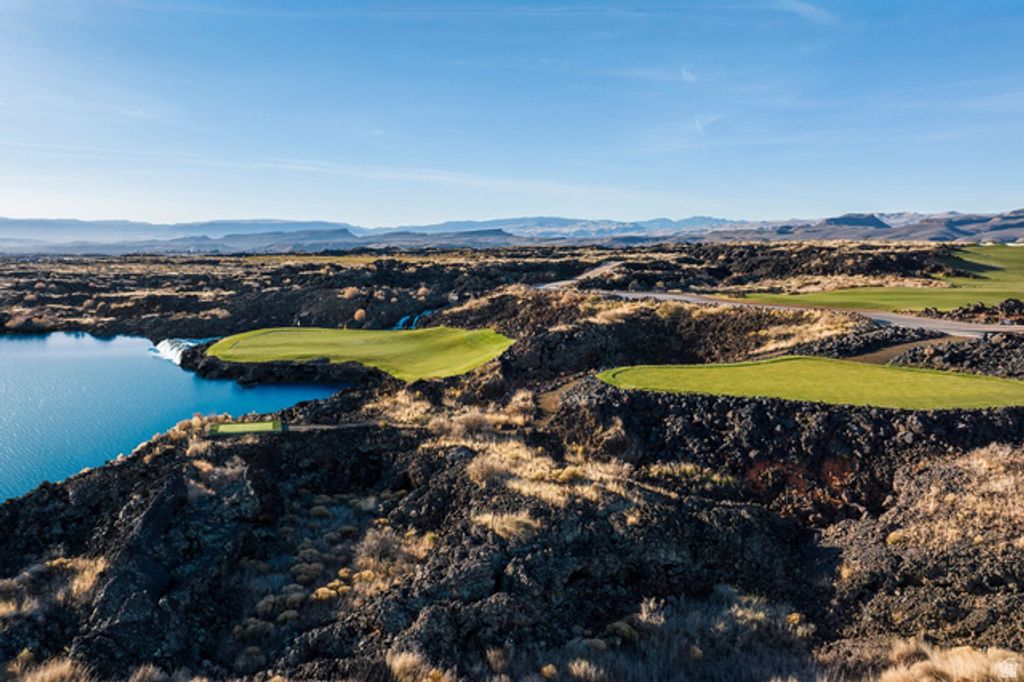 Image 18 of property listing at 1400 E BLACK DESERT DR #22180, Ivins, UT 84738