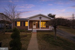 140 CAPITAL DR, Martinsburg, WV 25401