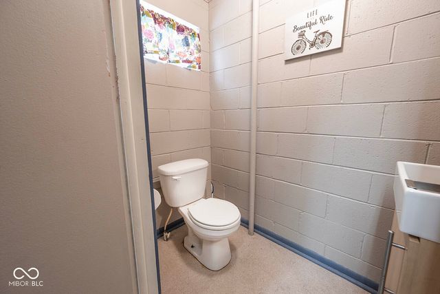 126 W Main Street, Plainfield, IN 46168