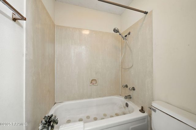 100 Teal Lane 49, Lafayette, LA 70507