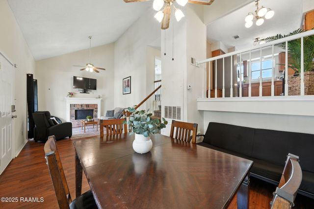 100 Teal Lane 49, Lafayette, LA 70507